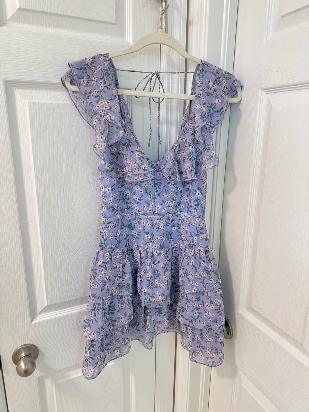 Revolve Sau Lee floral ruffled flutter sleeves tiered mini dress size 2 purple